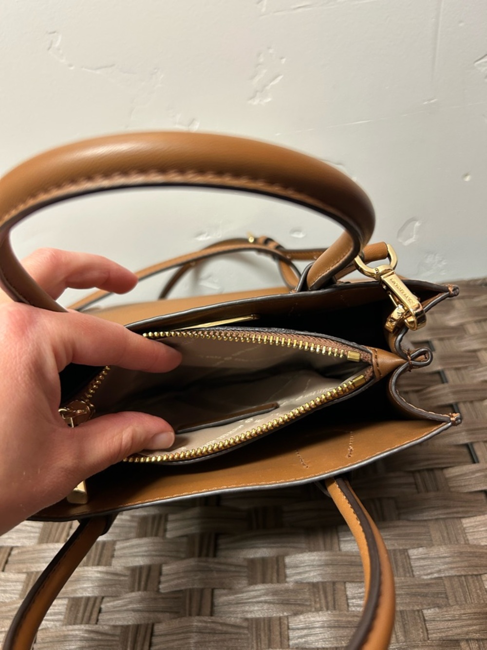 Michael Kors Brown Crossbody Bag - Picture 5 of 9